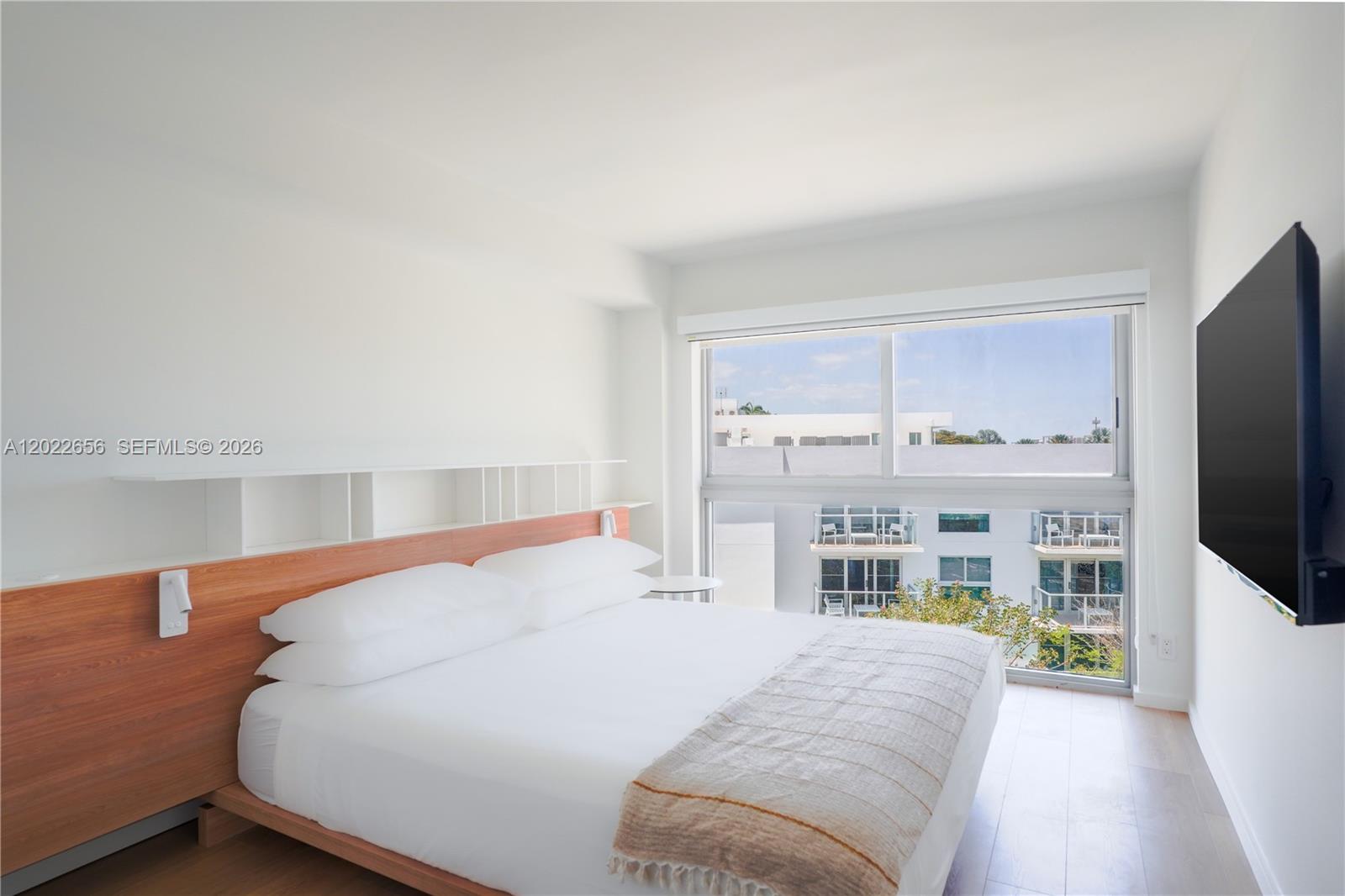 10250 Collins Ave #412 Bal Harbour, FL 33154