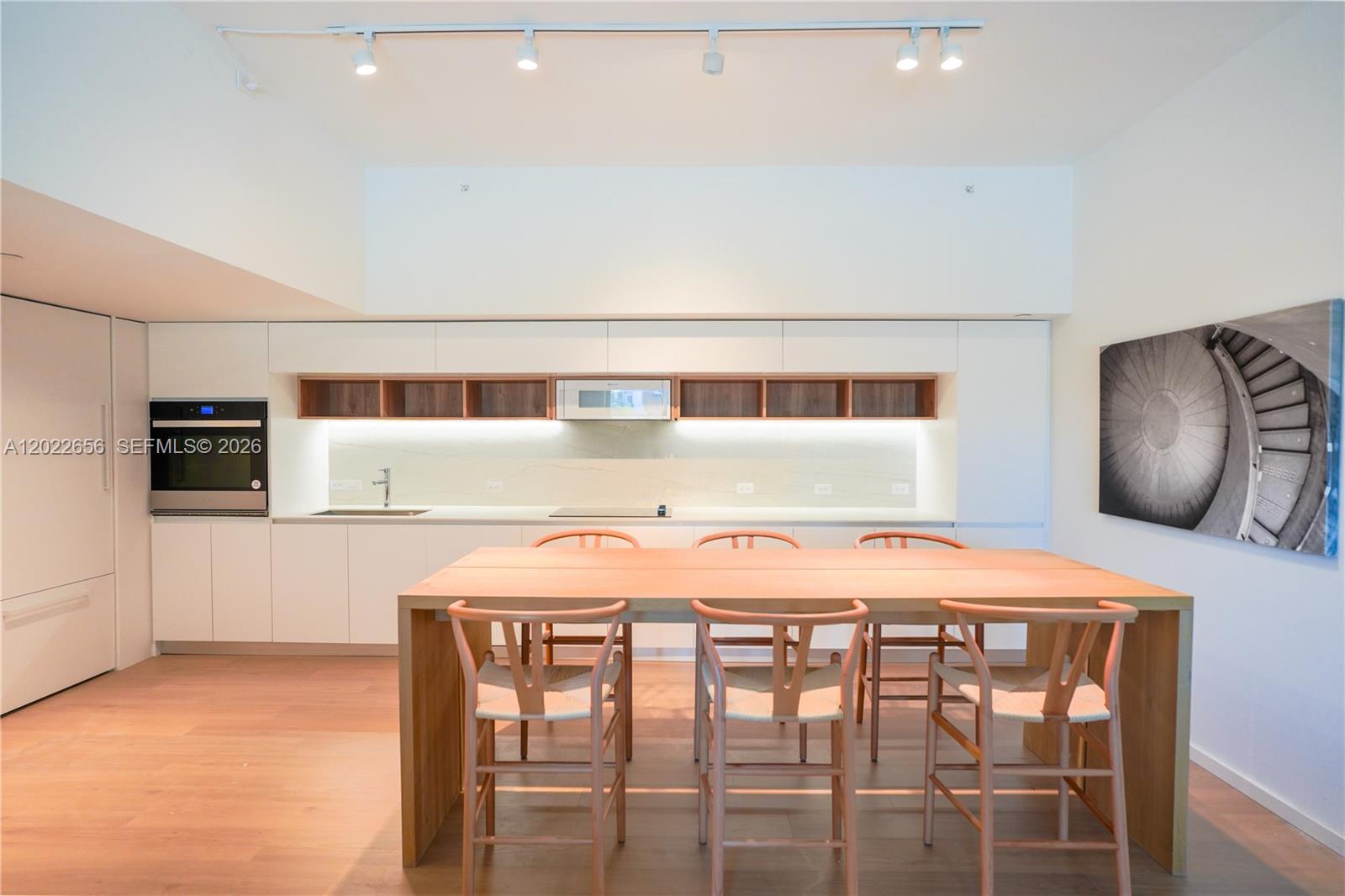10250 Collins Ave #412 Bal Harbour, FL 33154