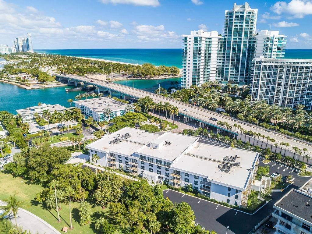 10250 Collins Ave #412 Bal Harbour, FL 33154
