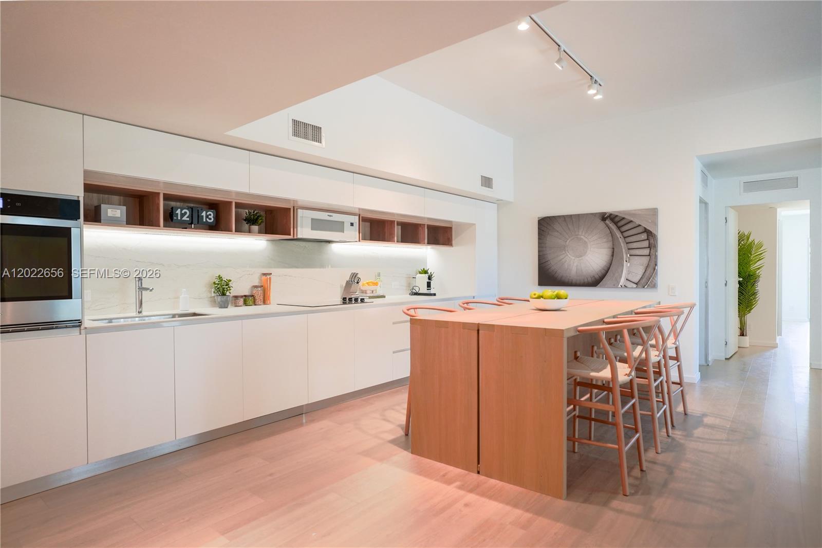 10250 Collins Ave #412 Bal Harbour, FL 33154