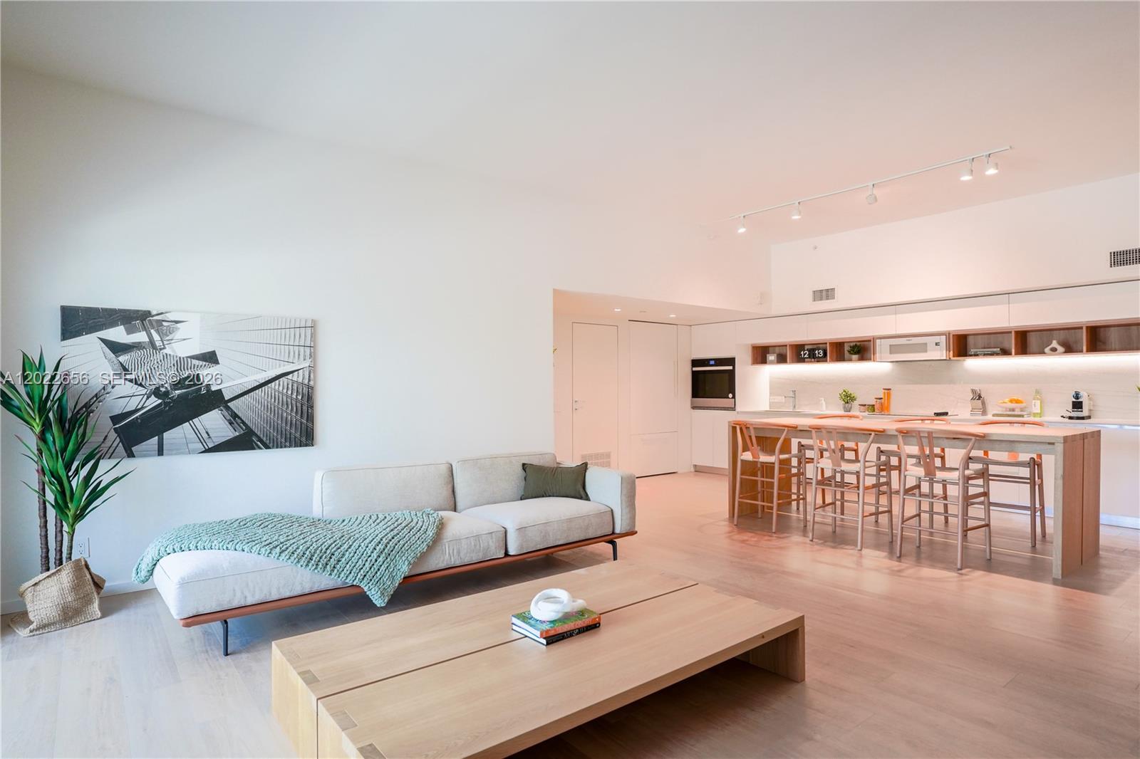 10250 Collins Ave #412 Bal Harbour, FL 33154