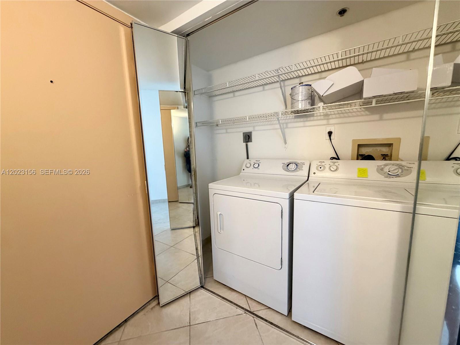 19877 E Country Clb Dr #3408 Aventura, FL 33180