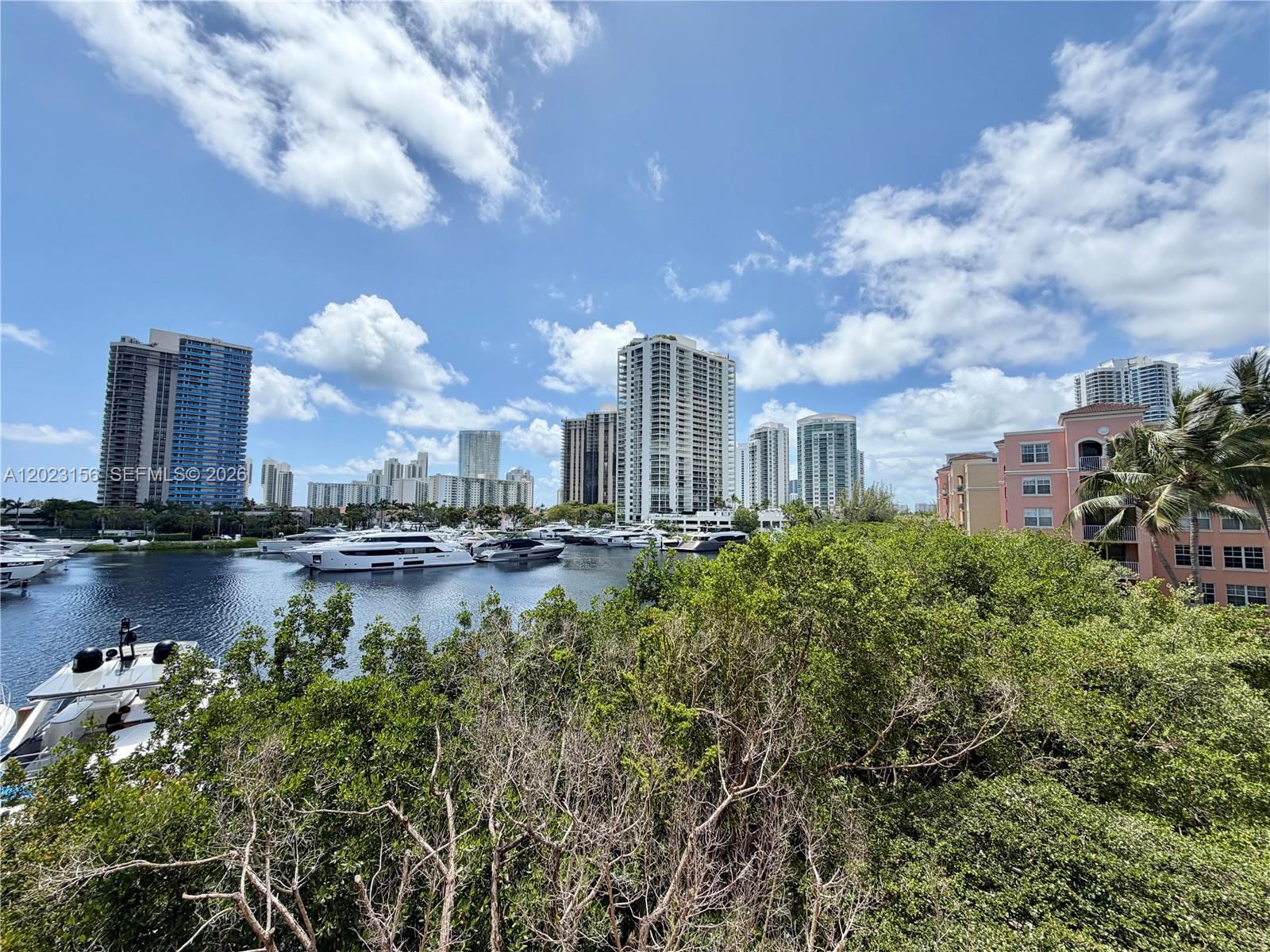 19877 E Country Clb Dr #3408 Aventura, FL 33180