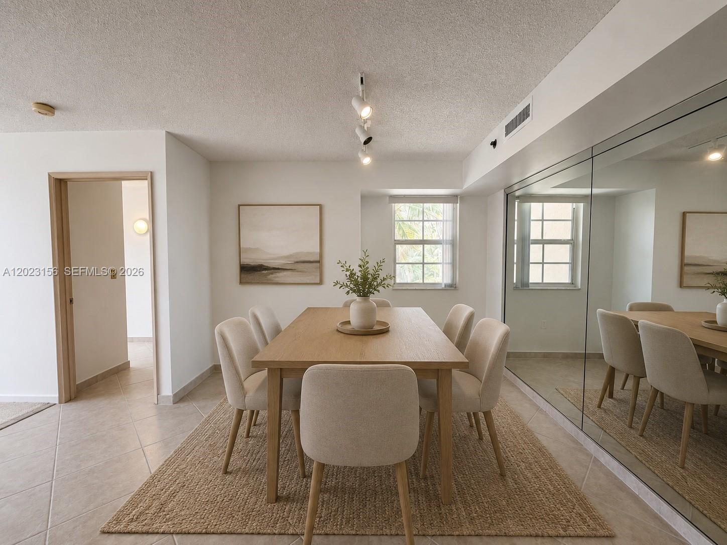 19877 E Country Clb Dr #3408 Aventura, FL 33180