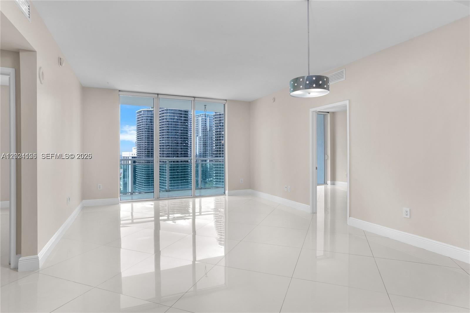image The Plaza on Brickell West21