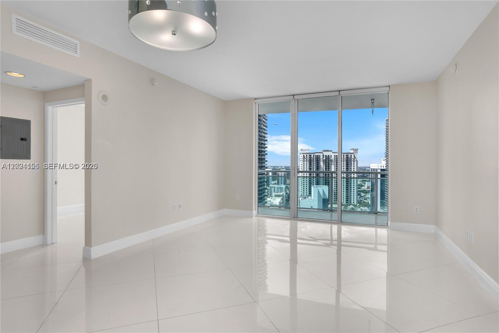 image The Plaza on Brickell West5