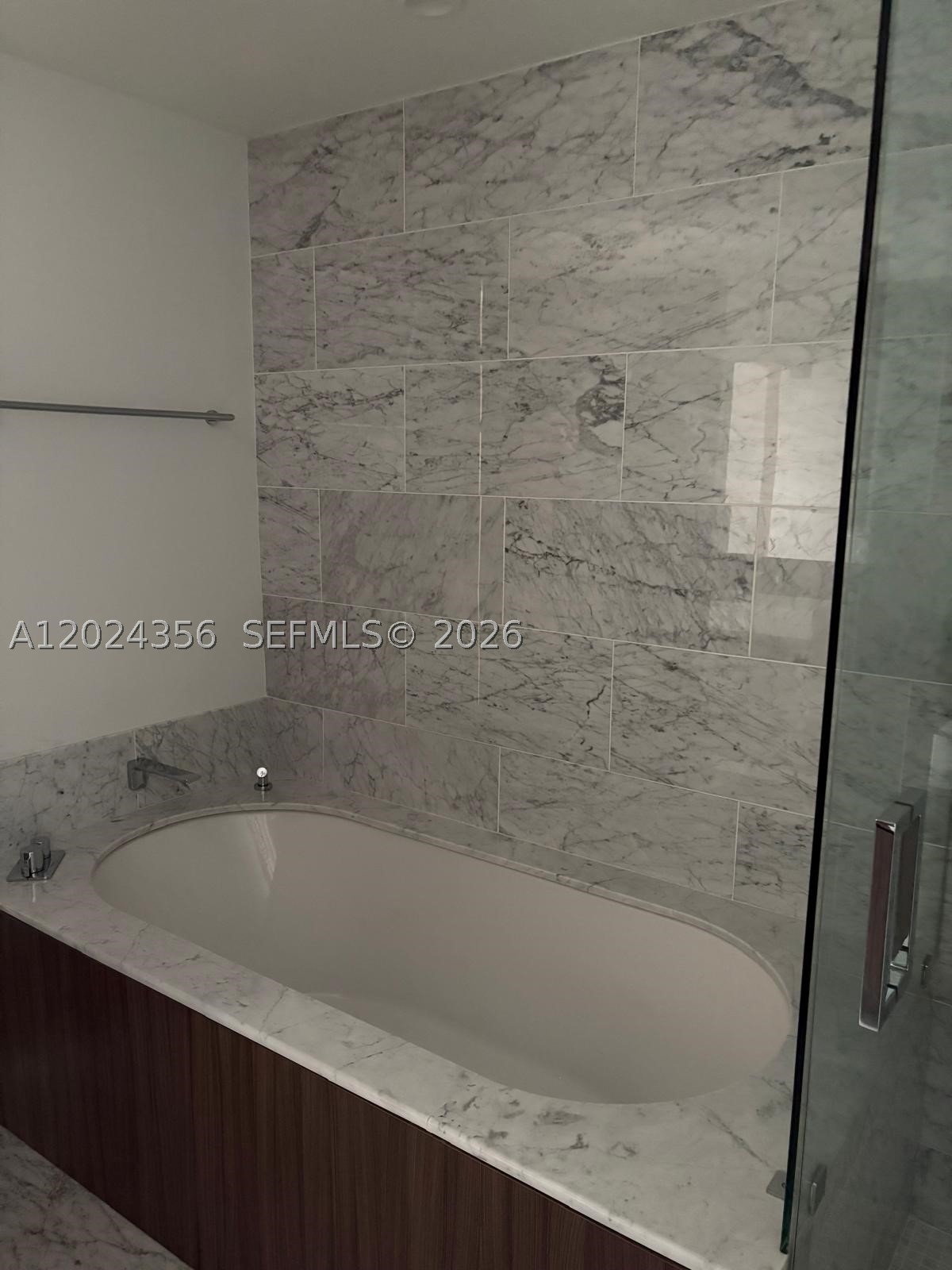 image Brickell Flatiron40