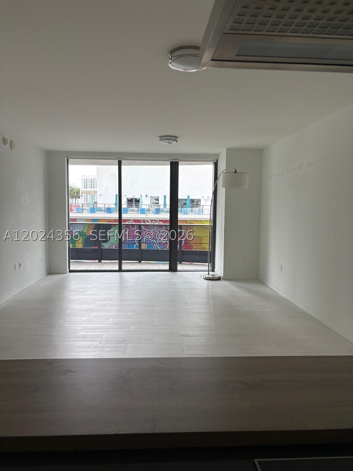 image Brickell Flatiron54