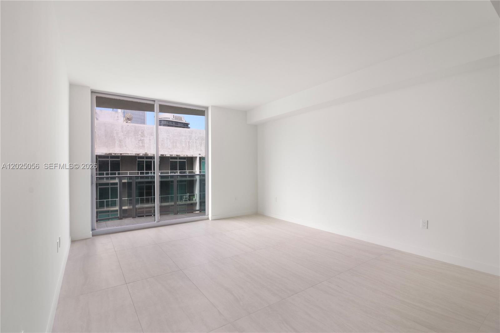 77 SE 5th St #4208 Miami, FL 33131