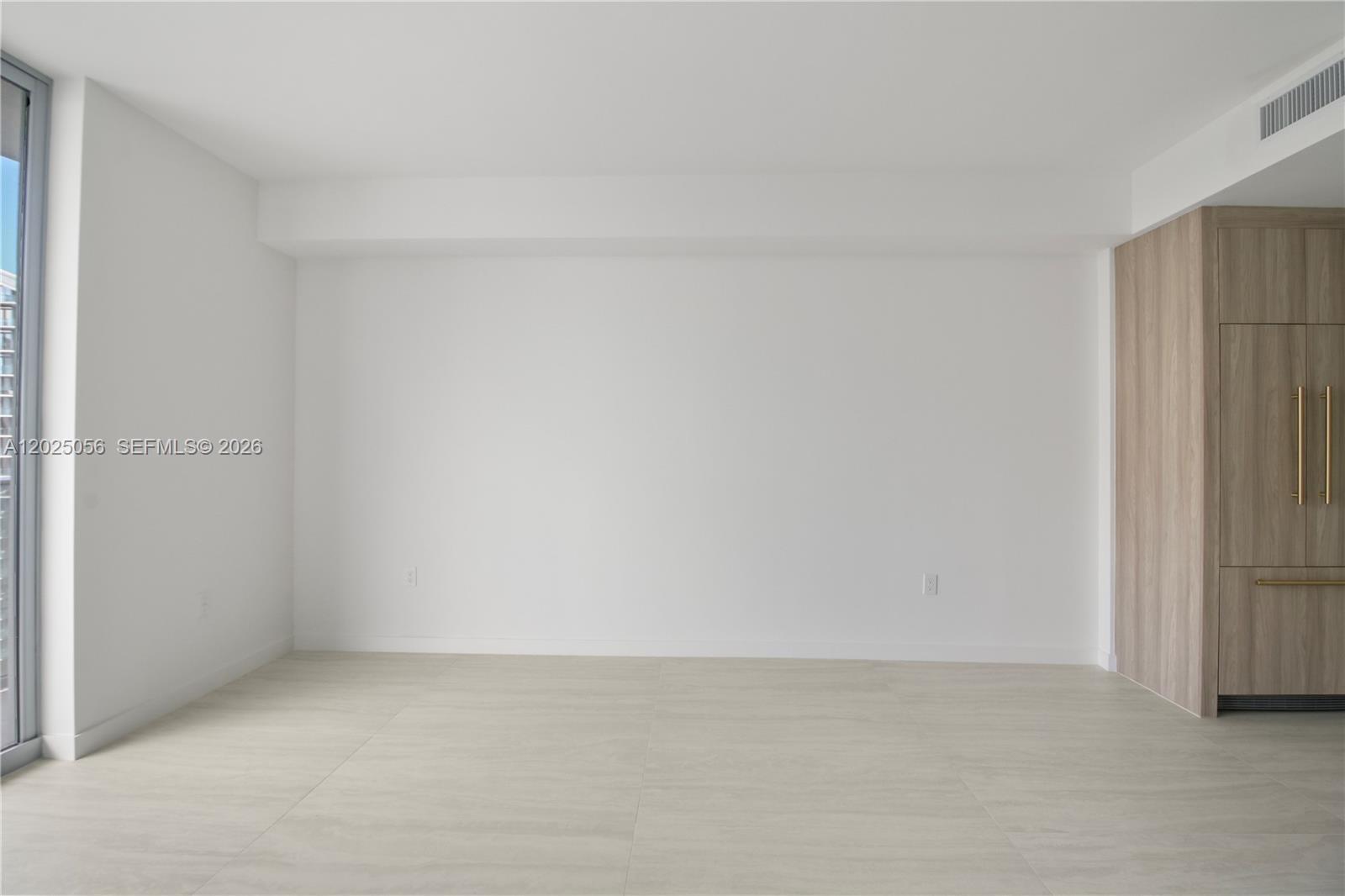 77 SE 5th St #4208 Miami, FL 33131