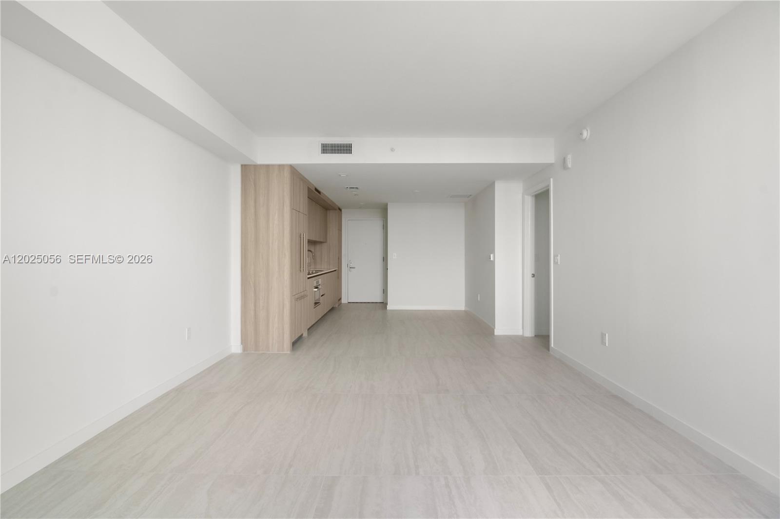 77 SE 5th St #4208 Miami, FL 33131