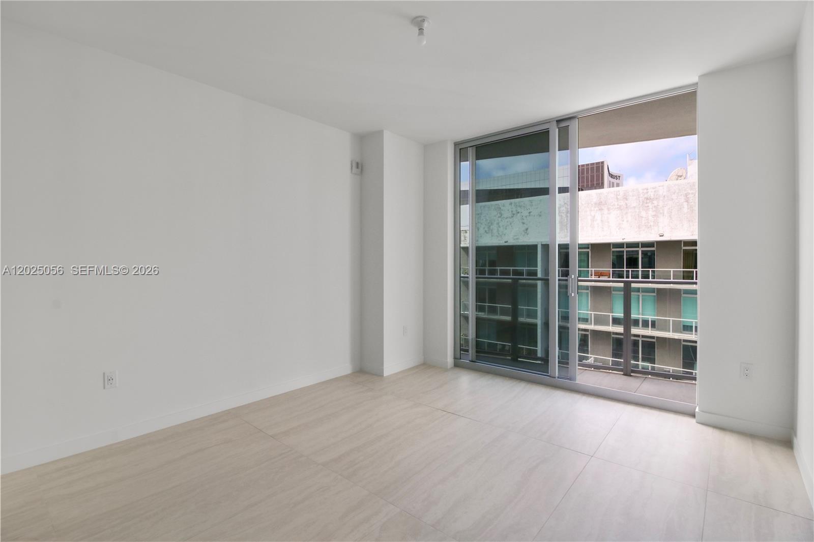 77 SE 5th St #4208 Miami, FL 33131
