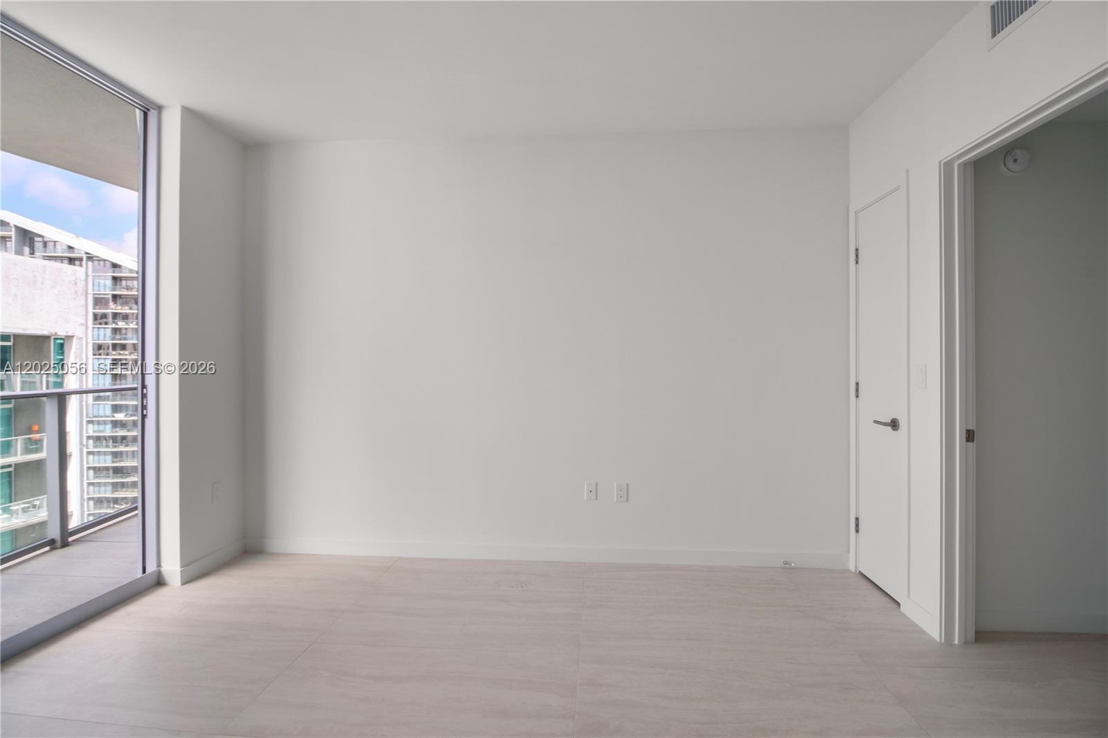77 SE 5th St #4208 Miami, FL 33131