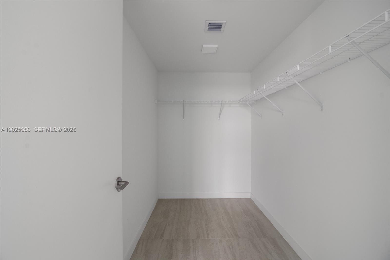 77 SE 5th St #4208 Miami, FL 33131