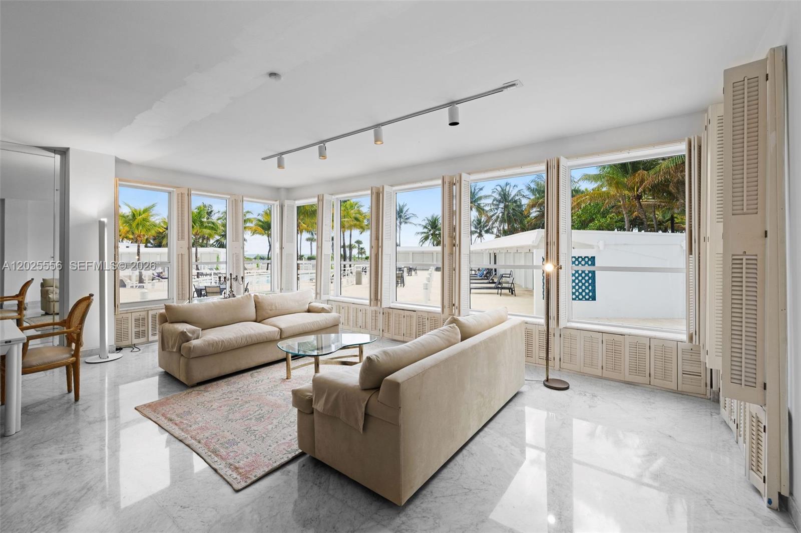 4925 Collins Ave #1A Miami Beach, FL 33140