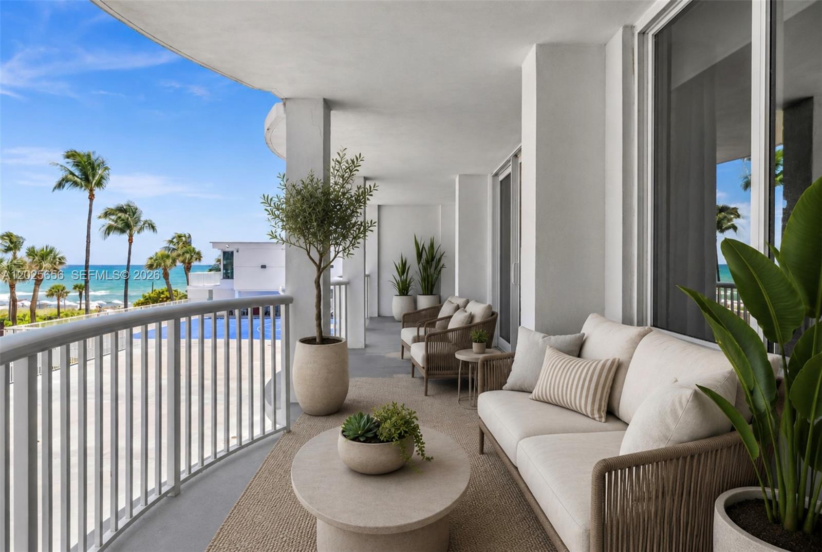 5401 Collins Ave #107