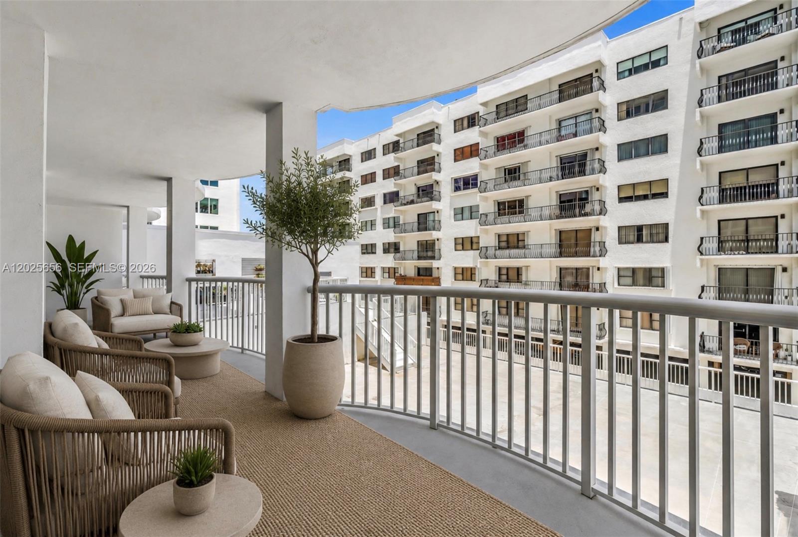 5401 Collins Ave #107 Miami Beach, FL 33140