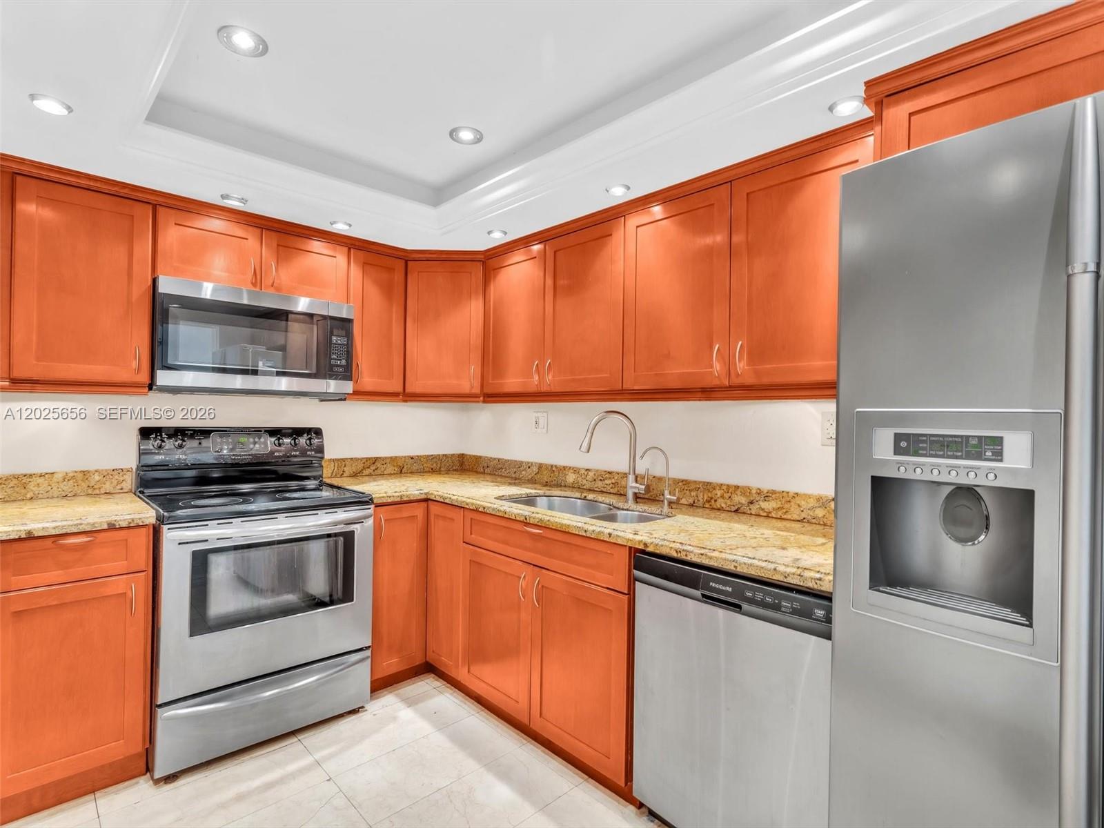 5401 Collins Ave #107 Miami Beach, FL 33140