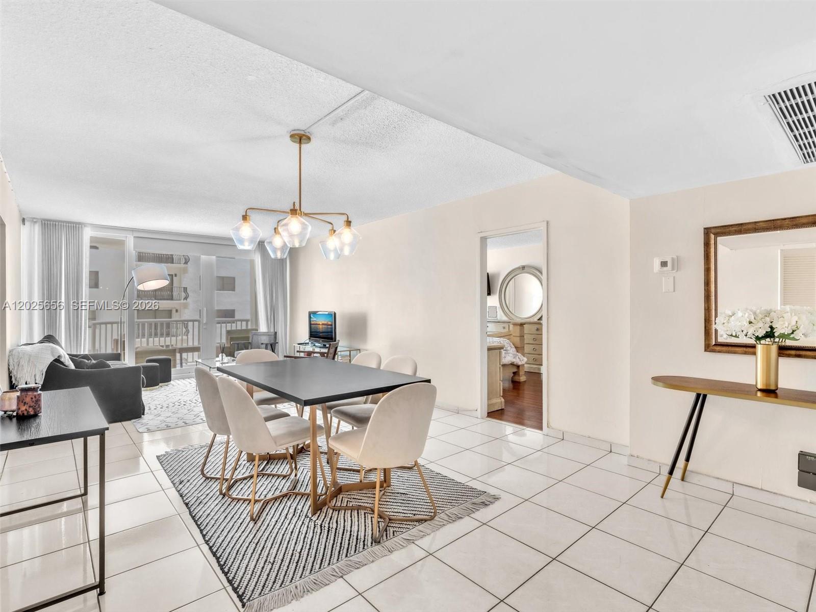 5401 Collins Ave #107 Miami Beach, FL 33140