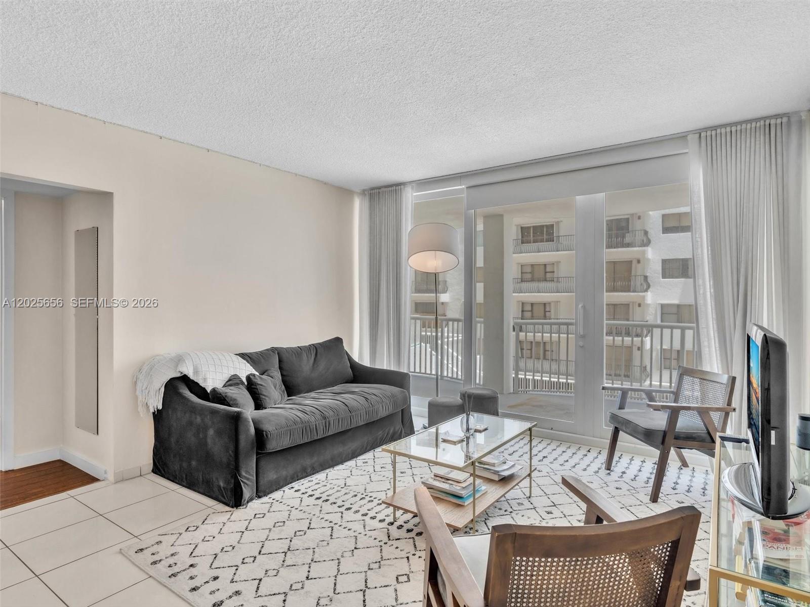 5401 Collins Ave #107 Miami Beach, FL 33140