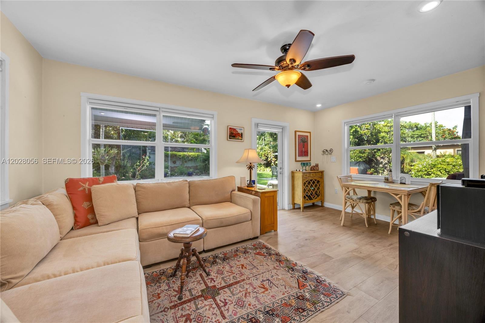 5825 SW 46th Ter Miami, FL 33155