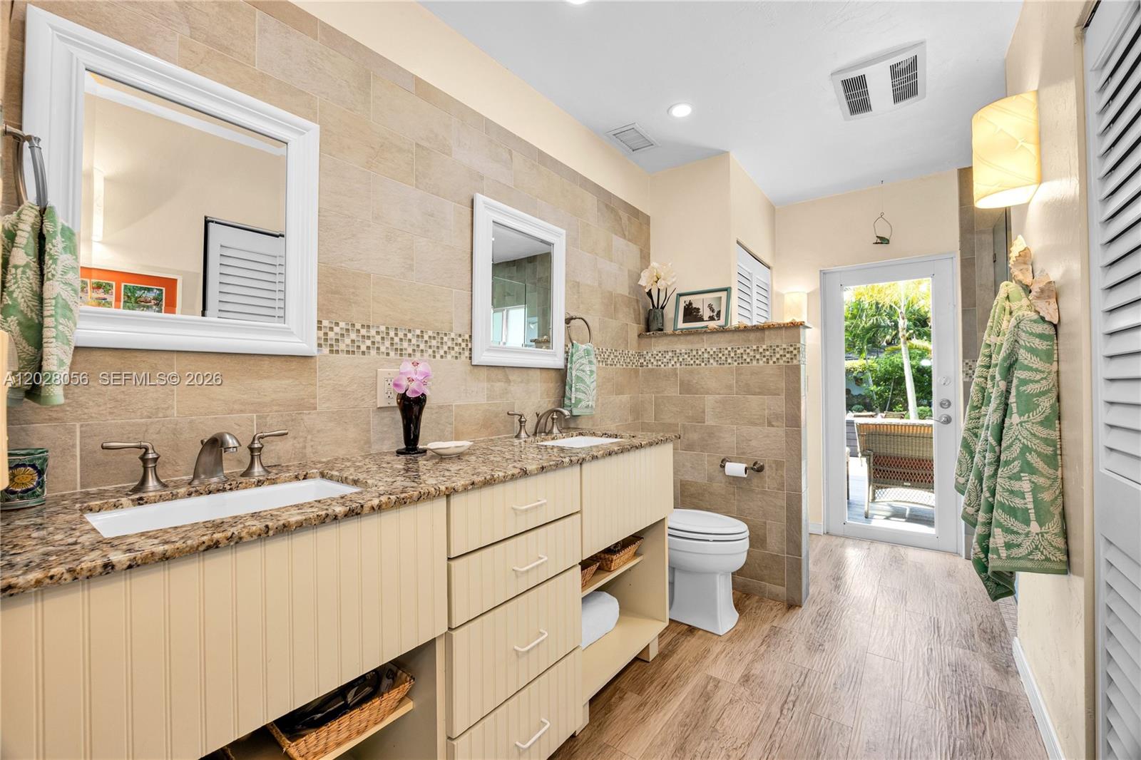 5825 SW 46th Ter Miami, FL 33155