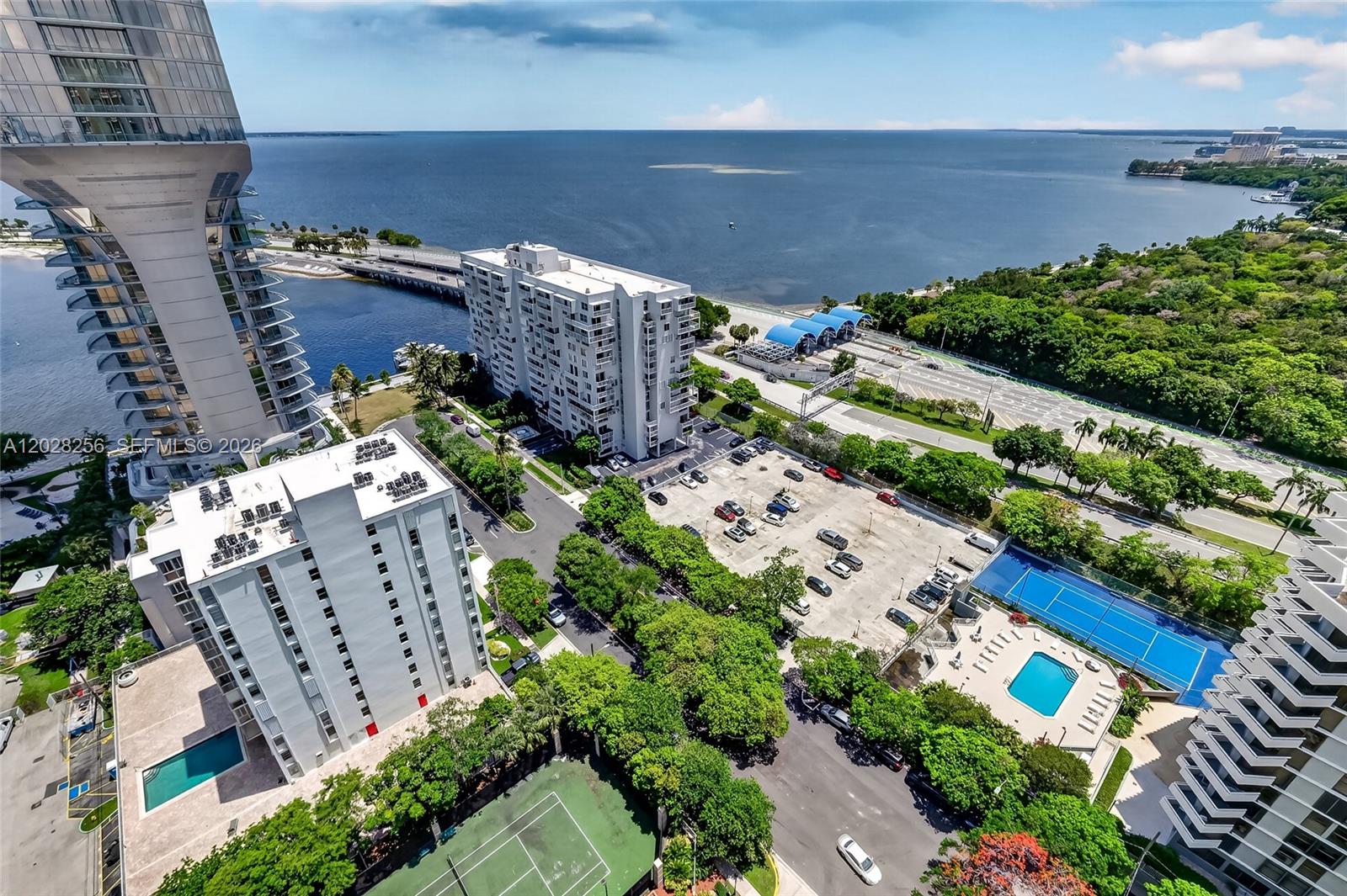 2475 Brickell Ave #2407 Miami, FL 33129