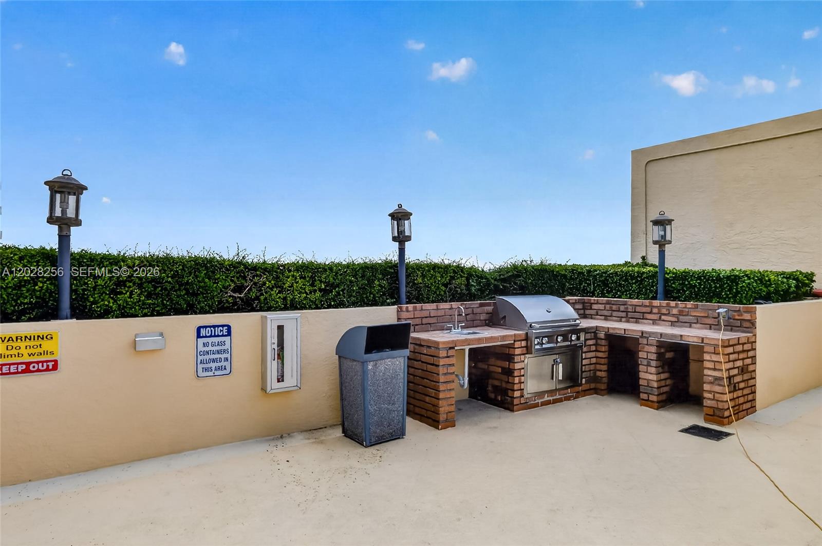2475 Brickell Ave #2407 Miami, FL 33129