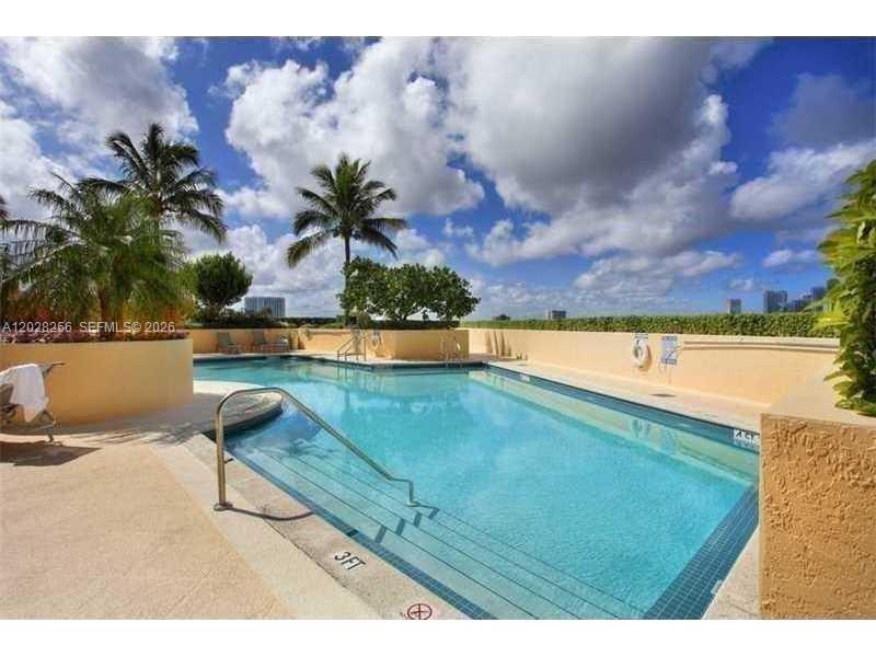 2475 Brickell Ave #2407 Miami, FL 33129