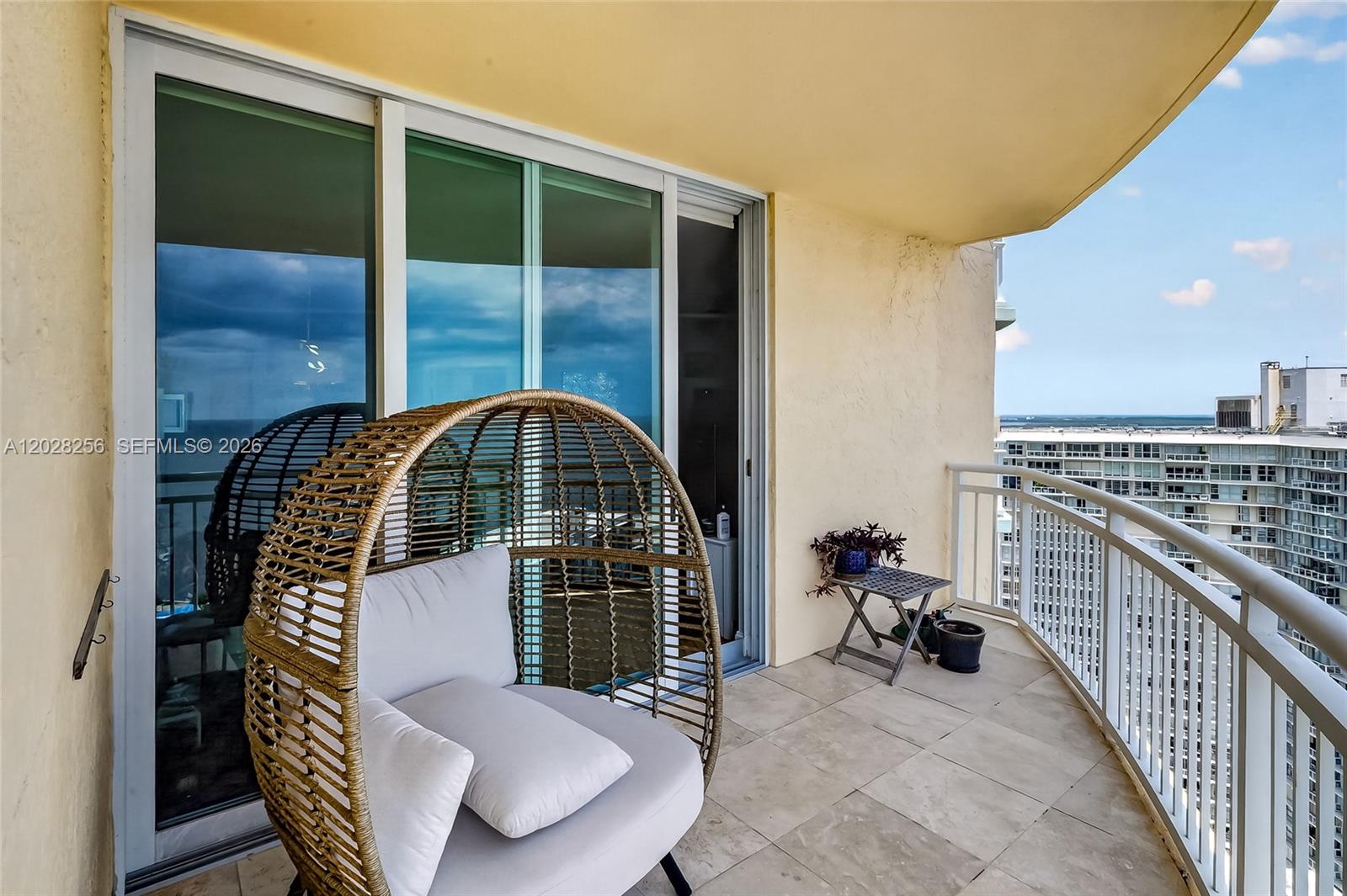 2475 Brickell Ave #2407 Miami, FL 33129