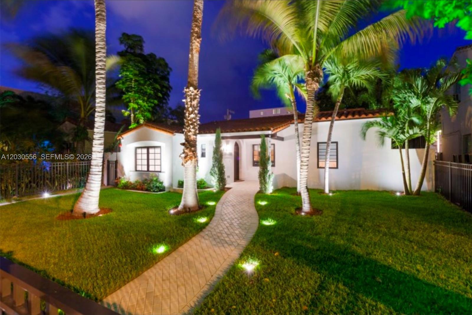 711 Lenox Ave Miami Beach, FL 33139