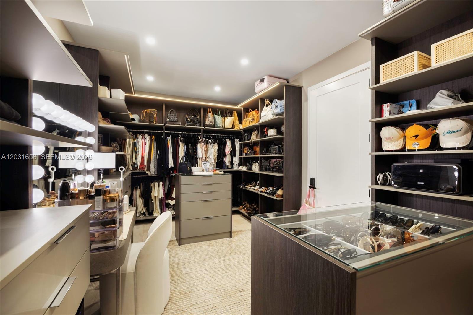 7300 Los Pinos Blvd Coral Gables, FL 33143