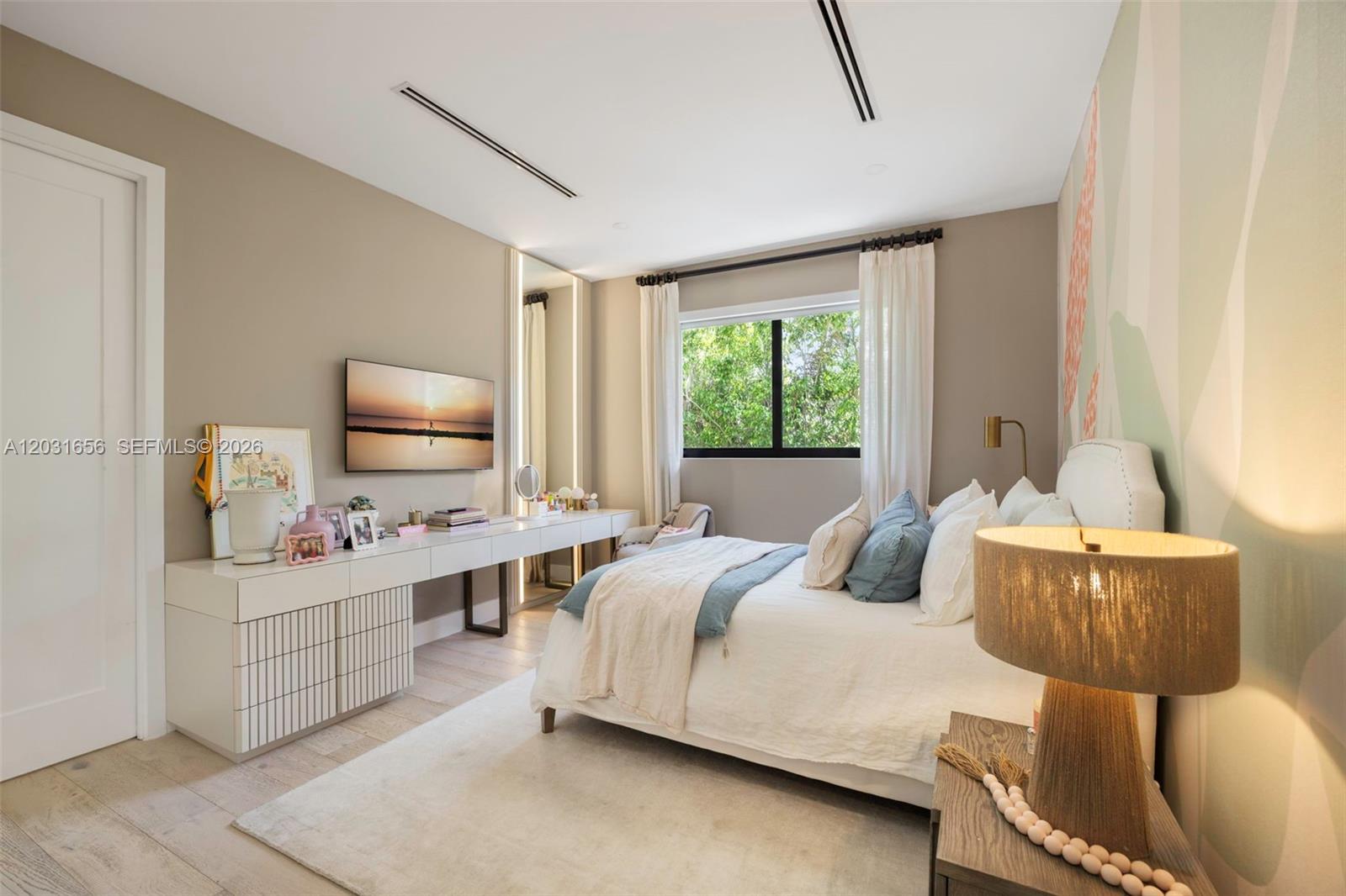 7300 Los Pinos Blvd Coral Gables, FL 33143