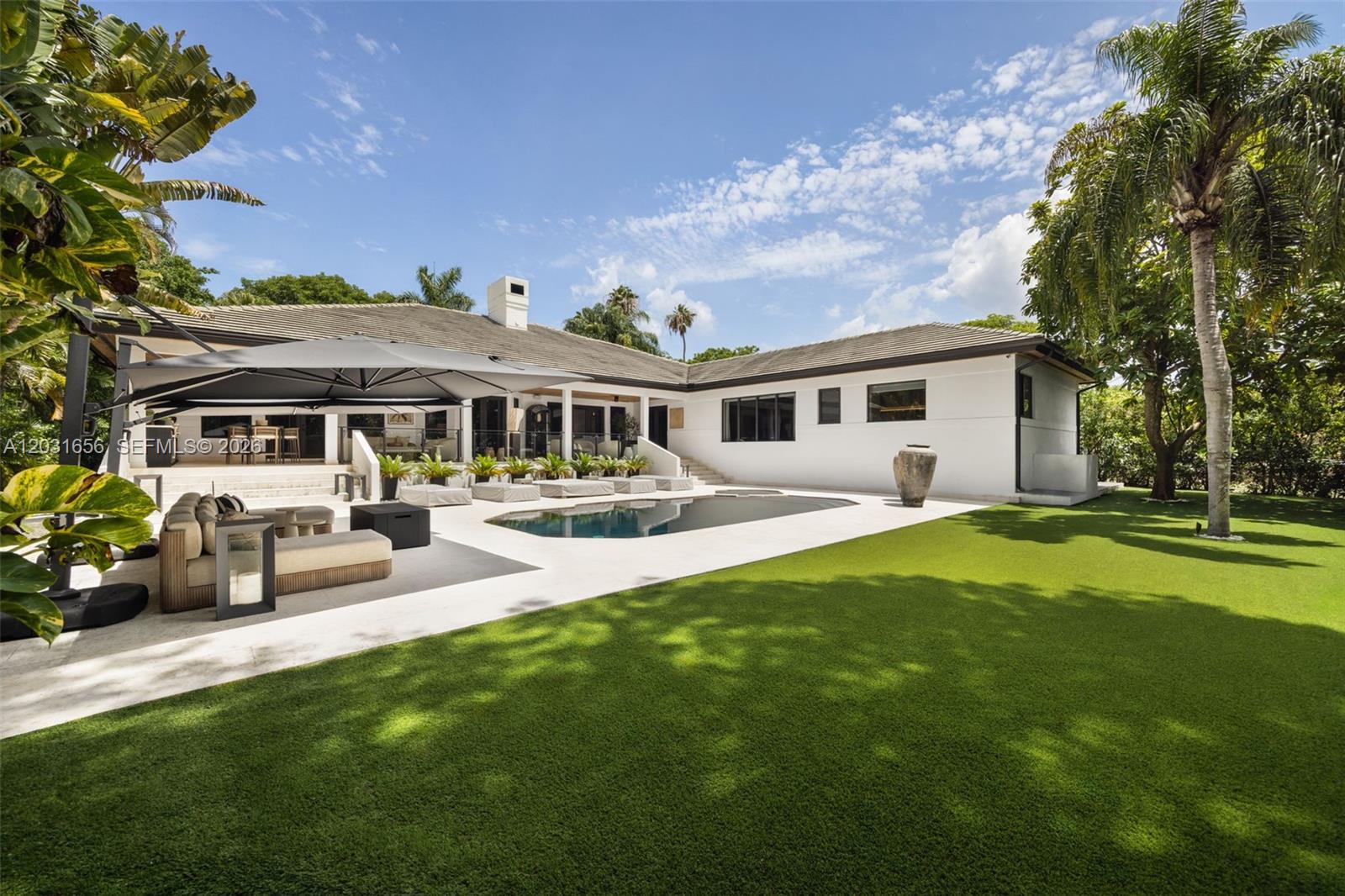 7300 Los Pinos Blvd Coral Gables, FL 33143