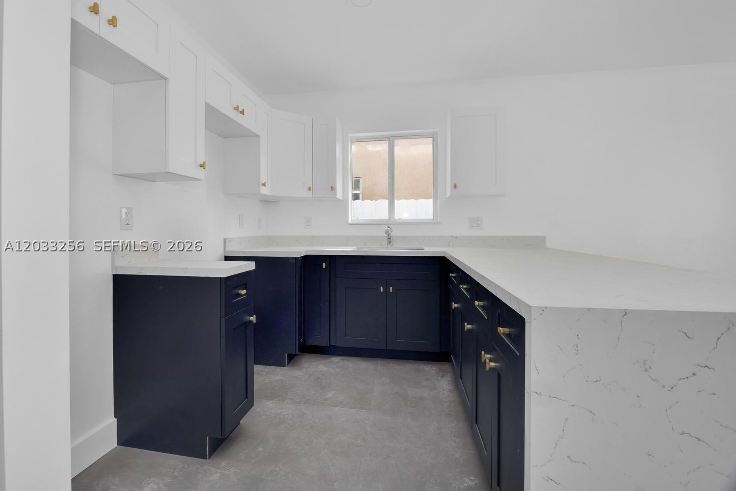 2780 NW 44th St Miami, FL 33142