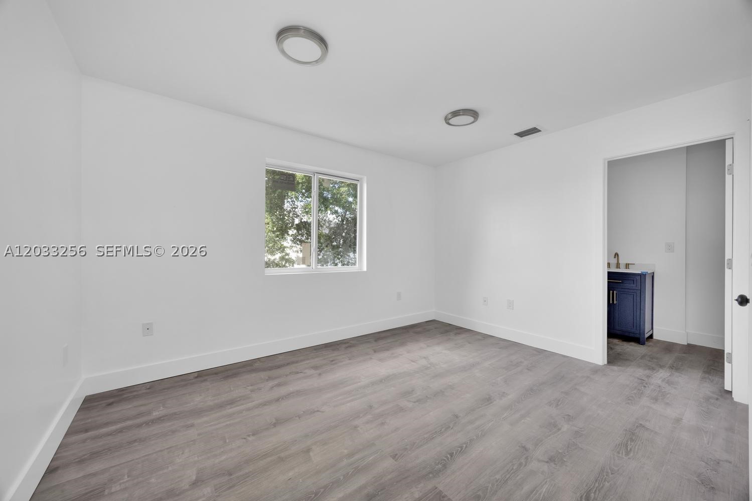 2780 NW 44th St Miami, FL 33142