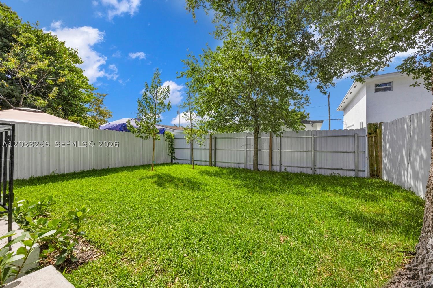 2780 NW 44th St Miami, FL 33142