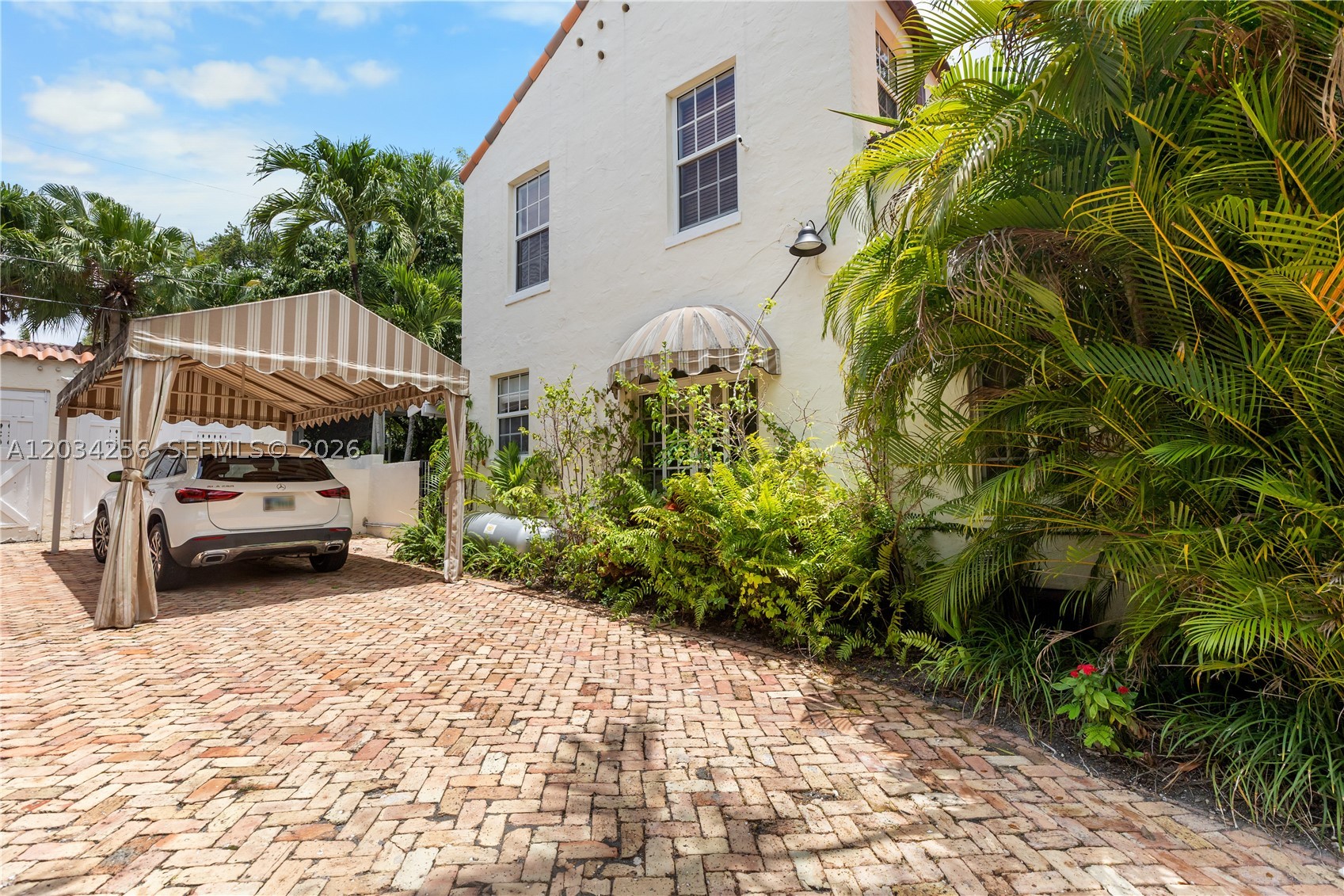 1511 SW 13th Ave Miami, FL 33145