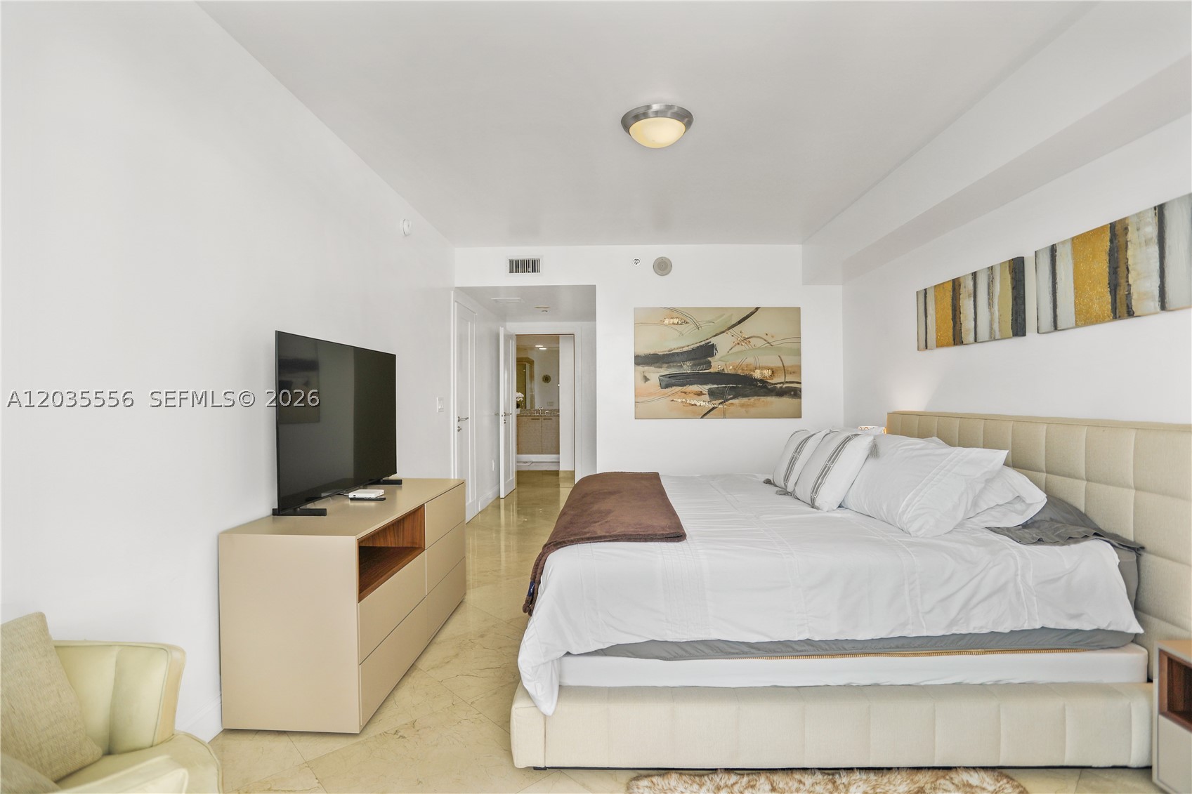 image Beach Club 224