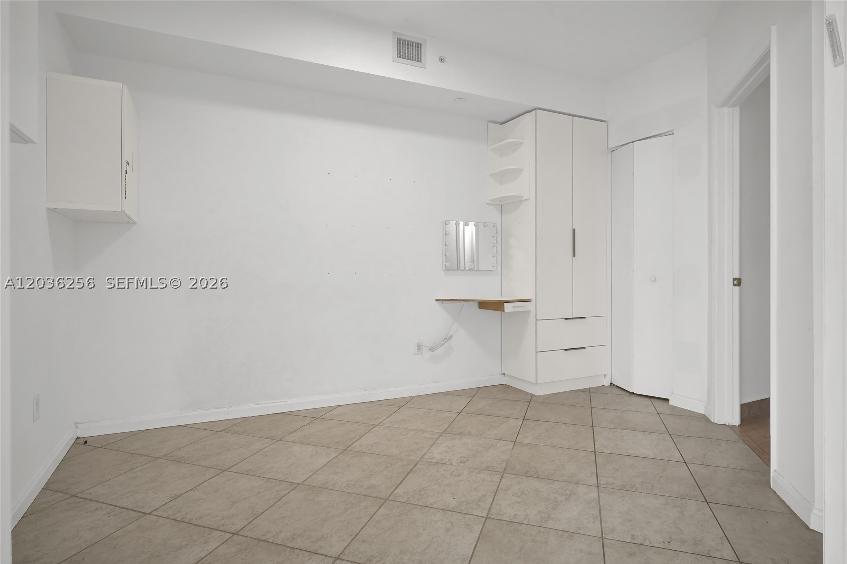 image Blue Diamond22