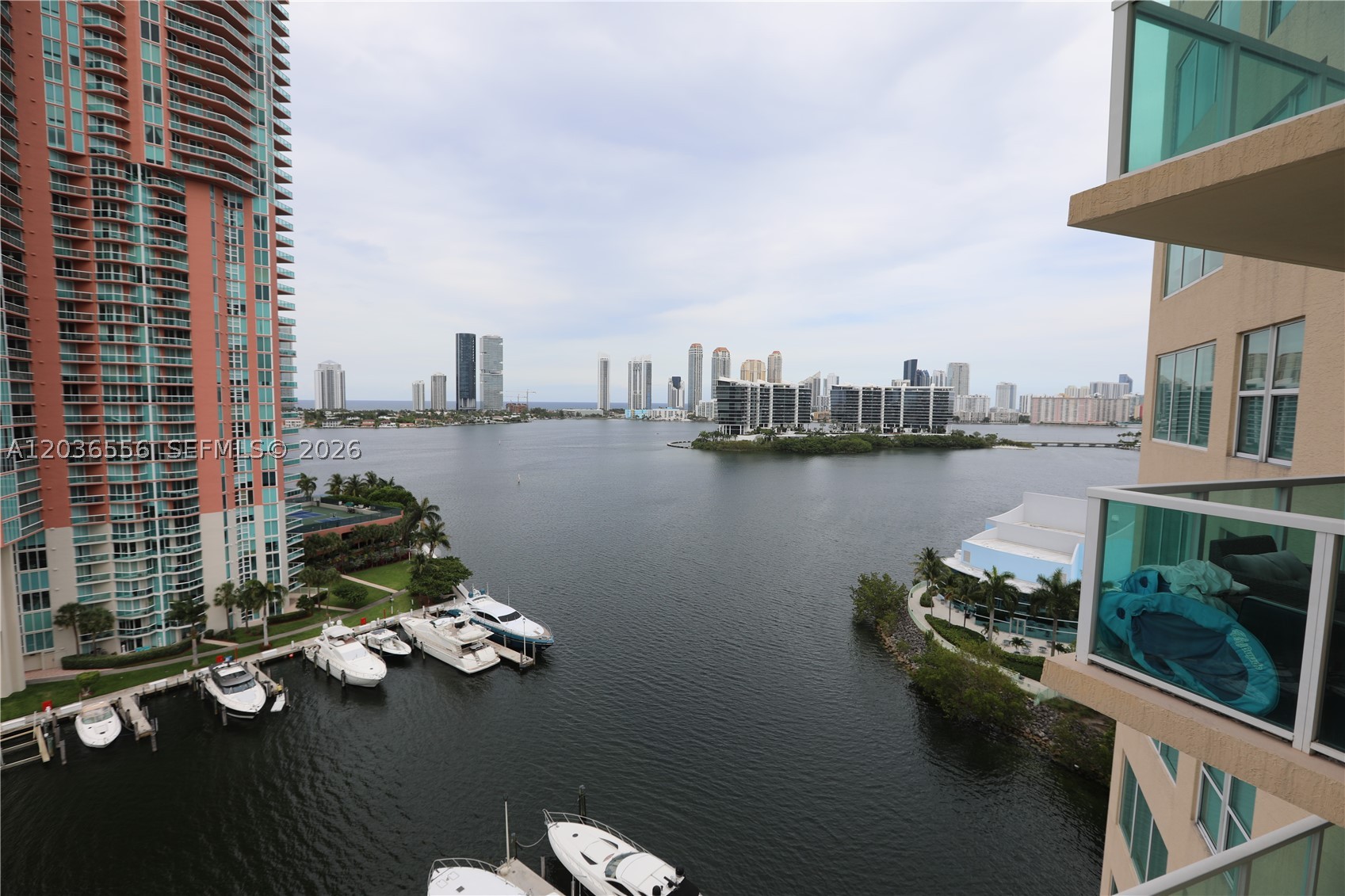 image Aventura Marina 226