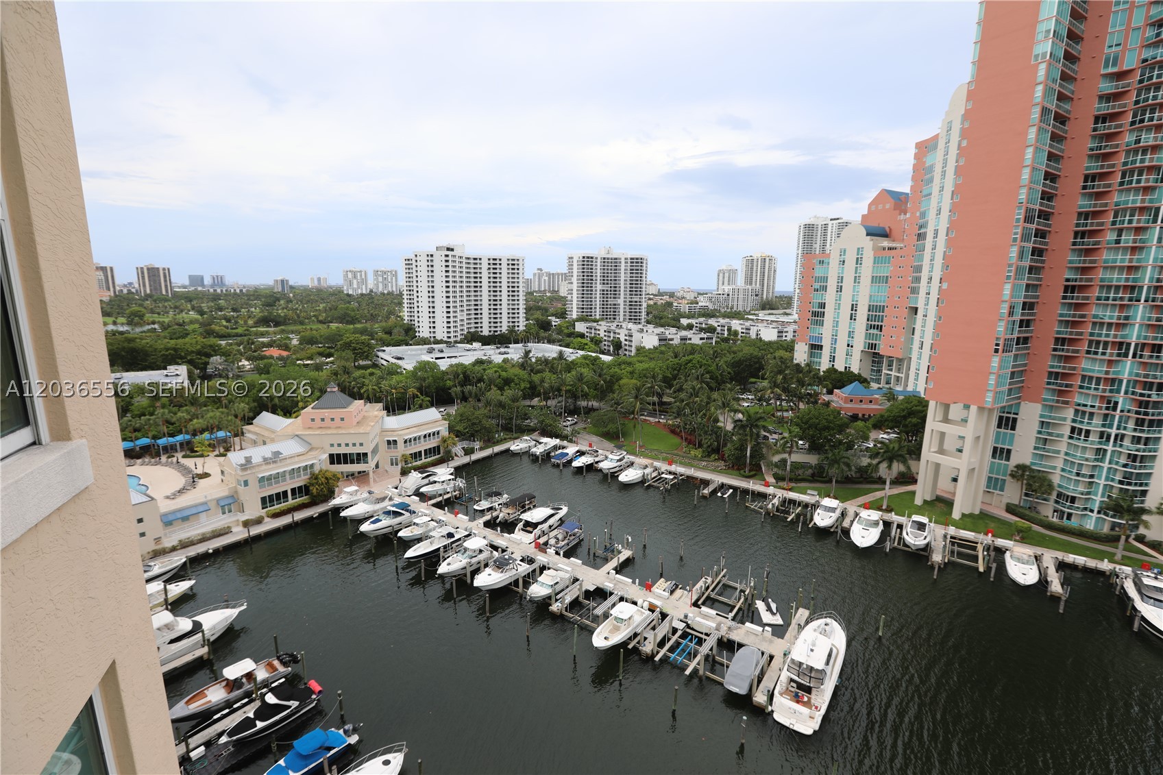 image Aventura Marina 227