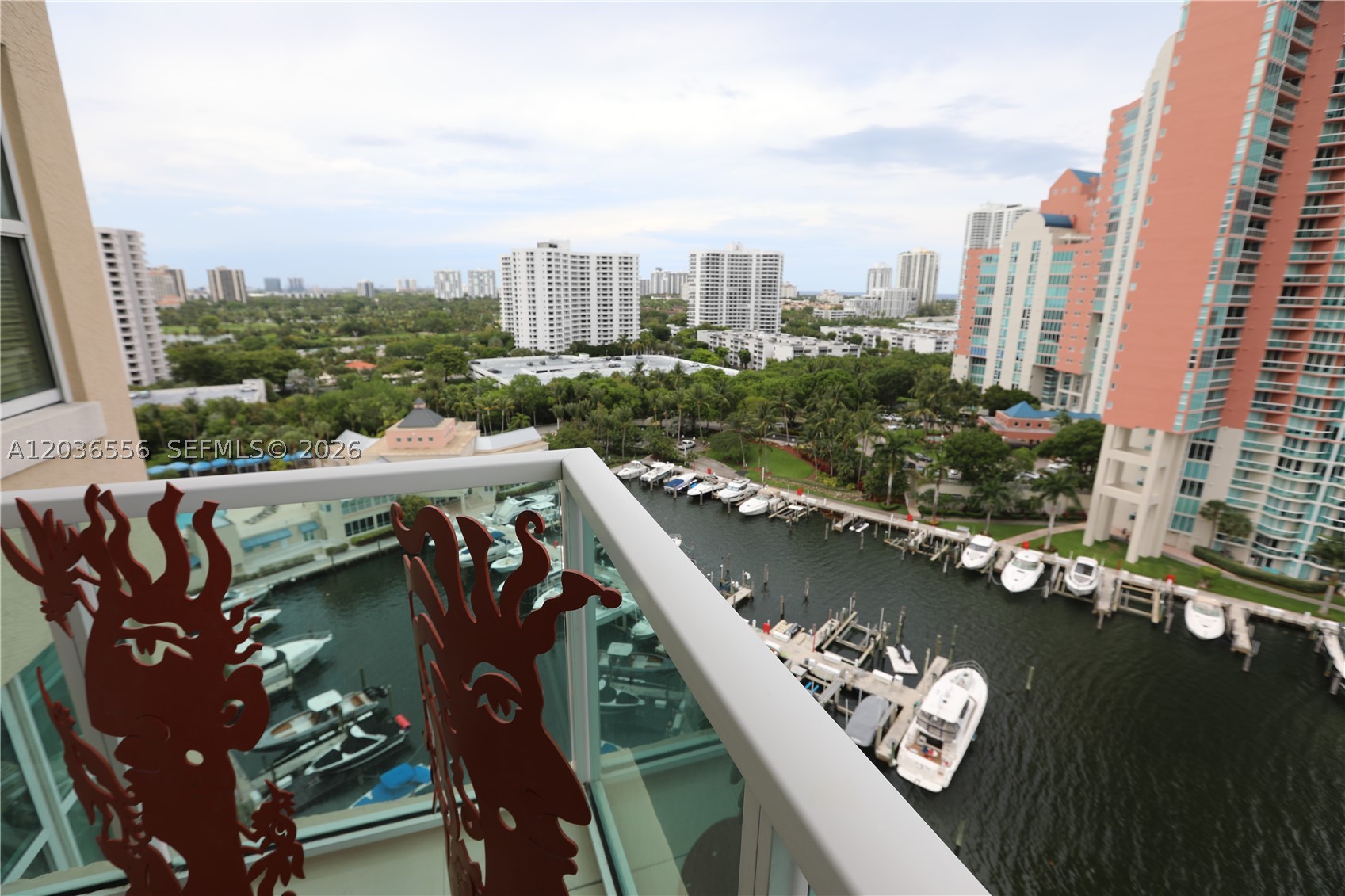 image Aventura Marina 228