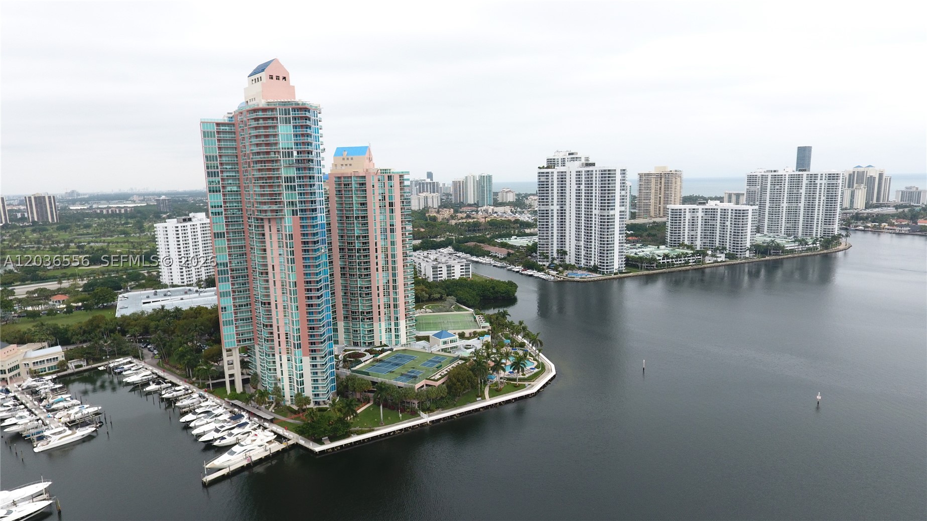 image Aventura Marina 243