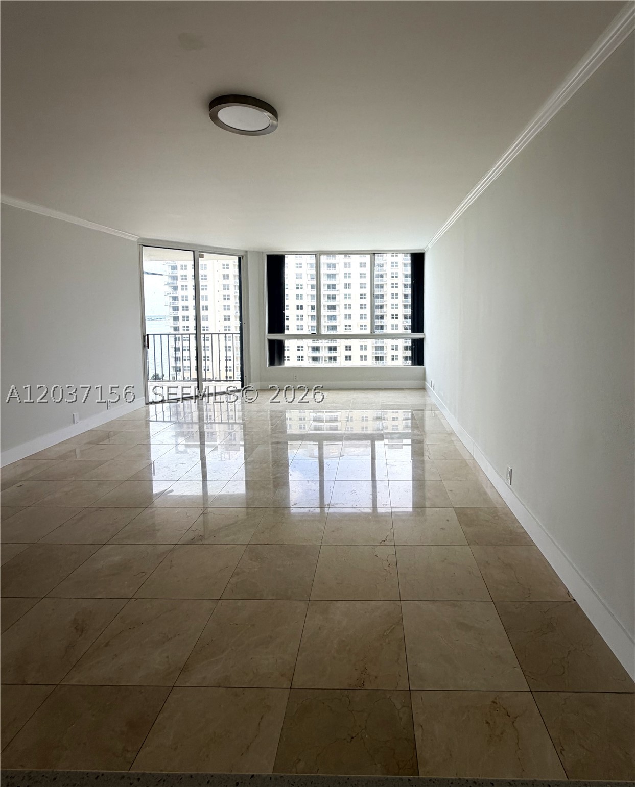 520 Brickell Key Dr #A1005 Miami, FL 33131
