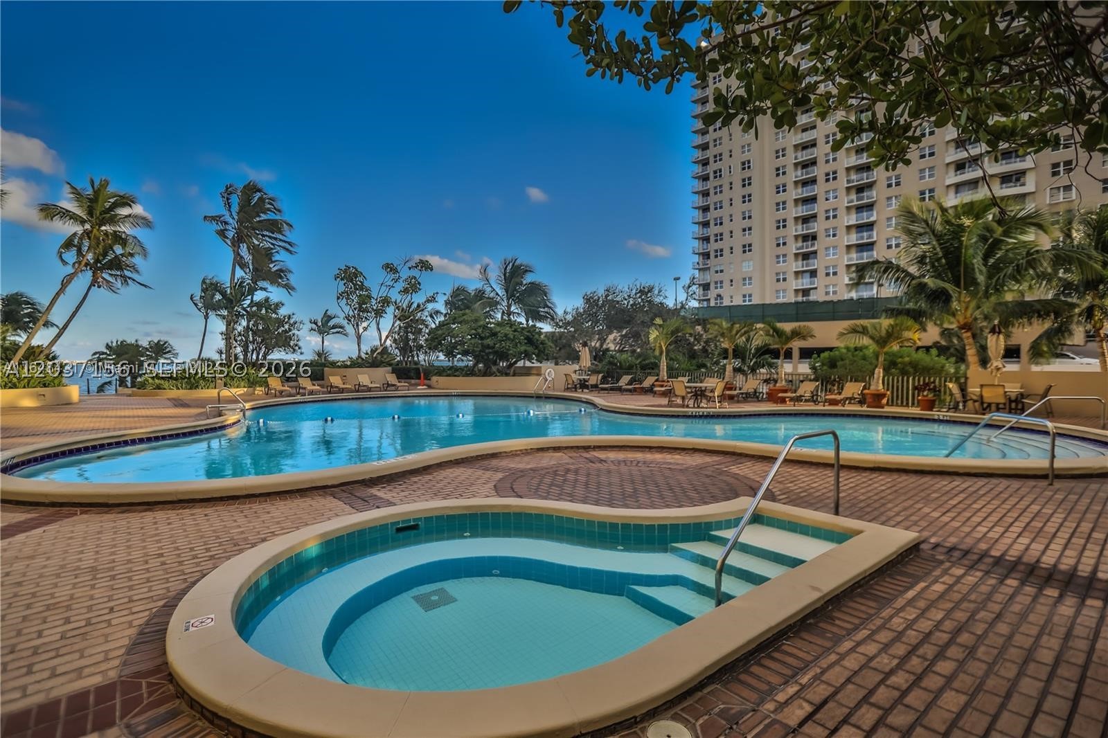 520 Brickell Key Dr #A1005 Miami, FL 33131