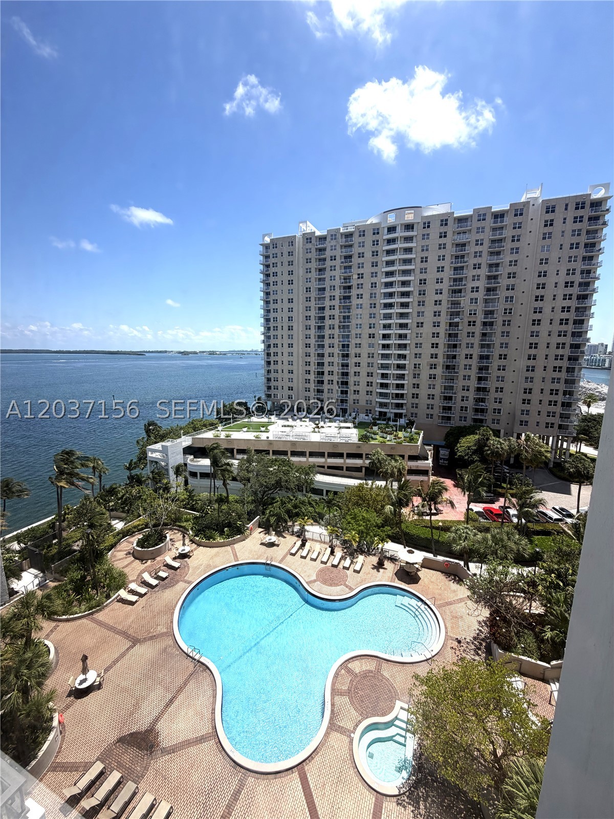 520 Brickell Key Dr #A1005 Miami, FL 33131