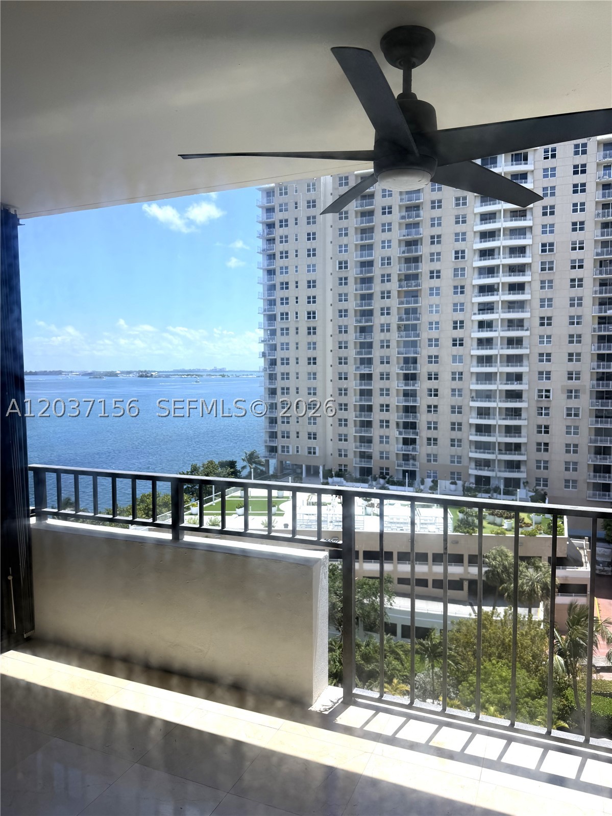 520 Brickell Key Dr #A1005 Miami, FL 33131