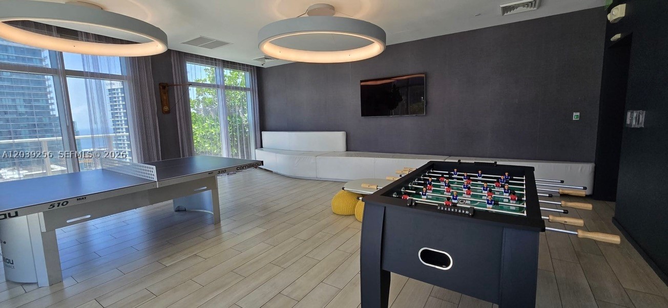 1100 S Miami Ave #3808 Miami, FL 33130