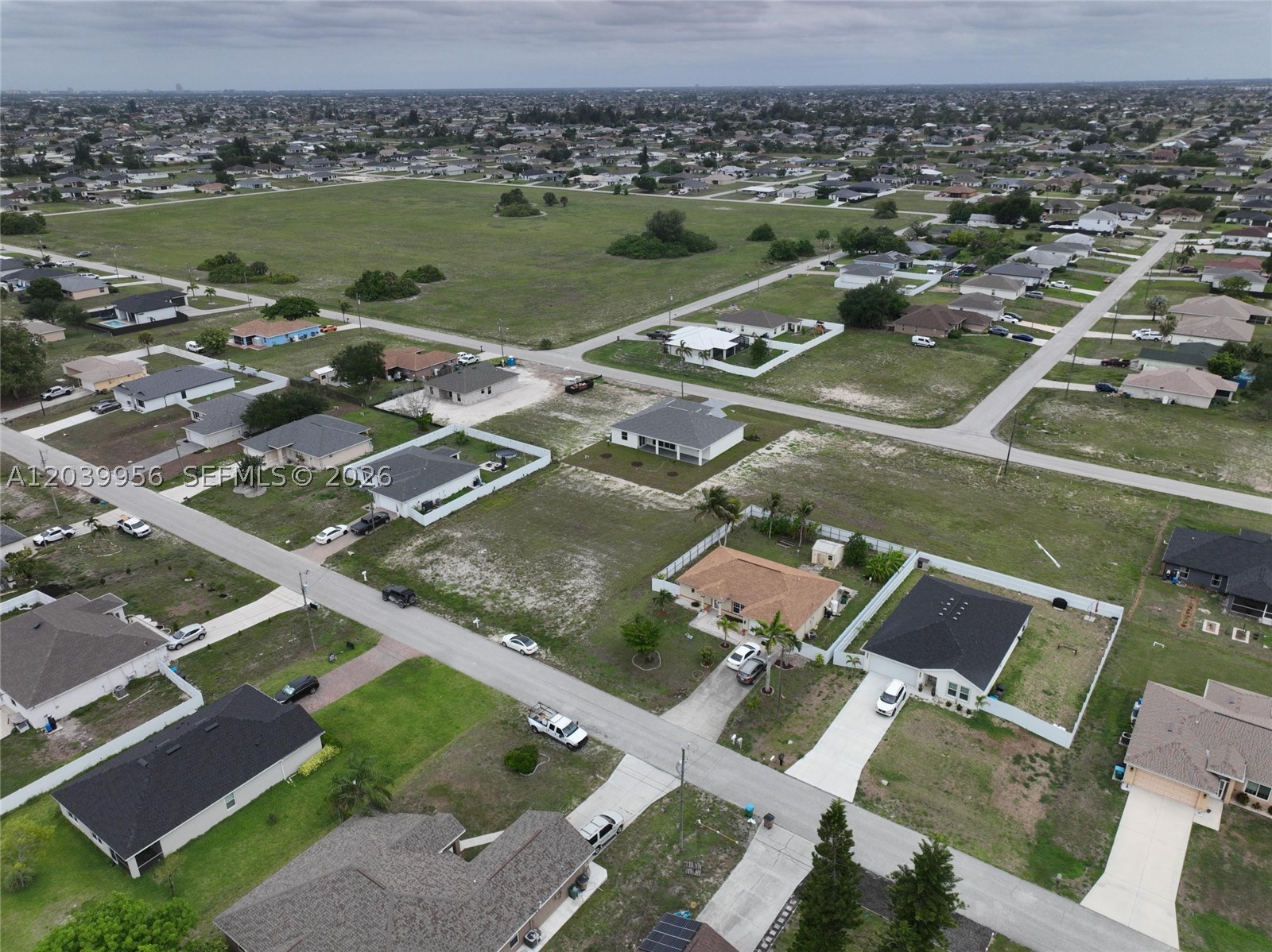 530 NW 23rd Ter Cape Coral, FL 33993